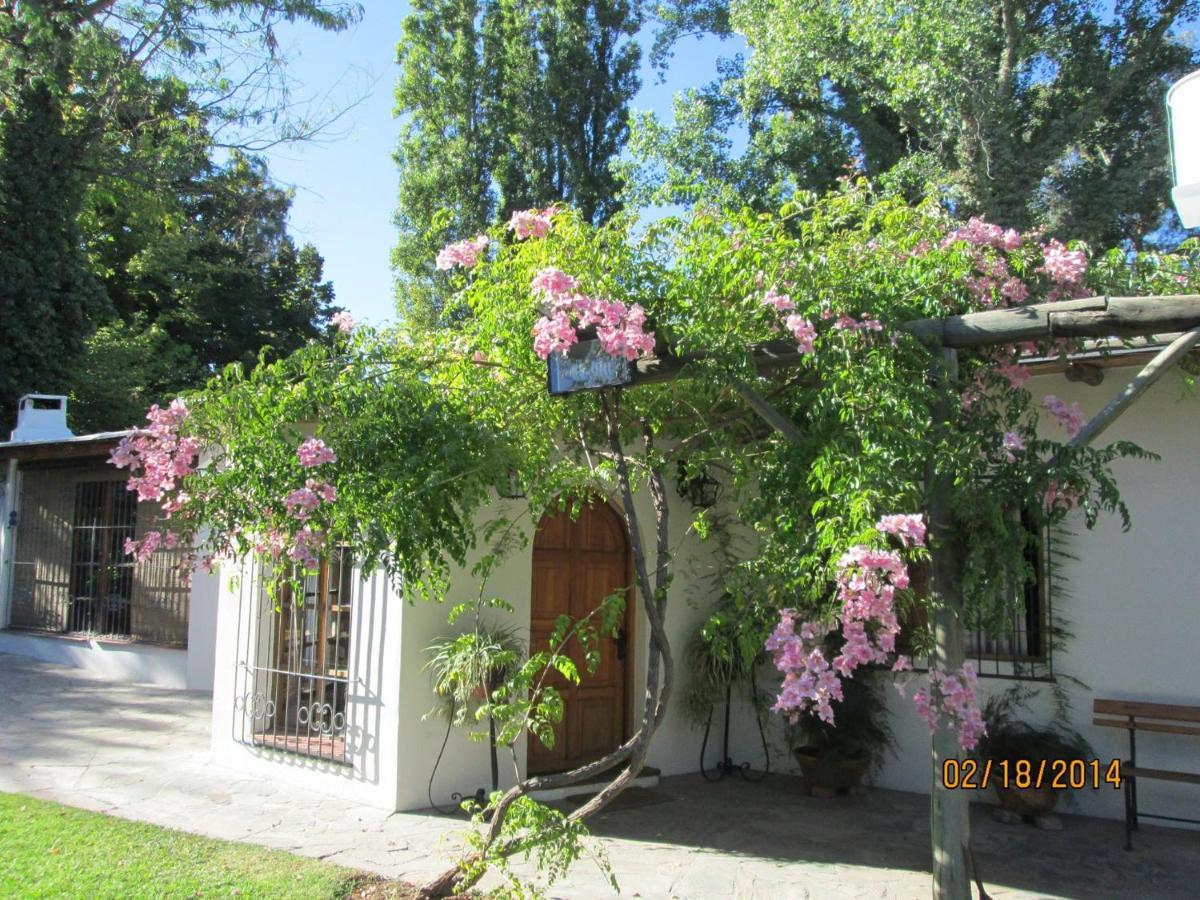 Posada Posta Benegas Godoy Cruz Exterior photo